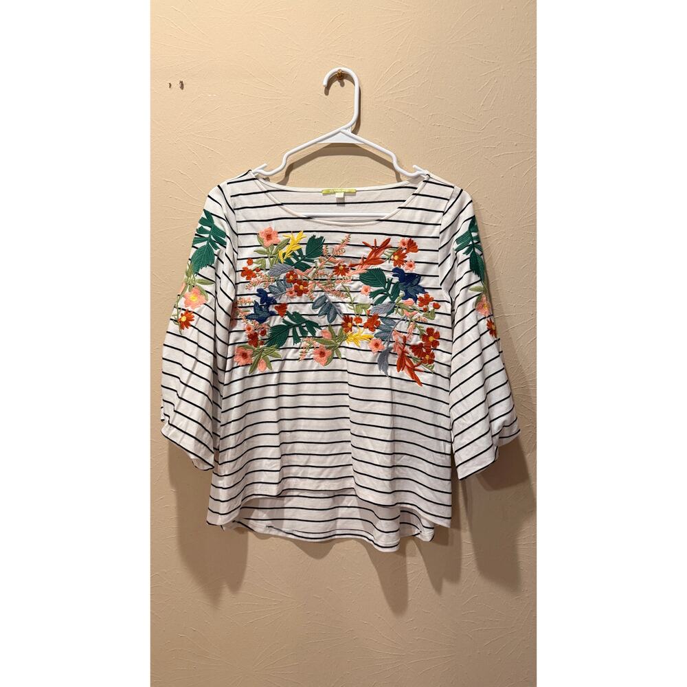 Gianni Bini Top Size XS Embroidered